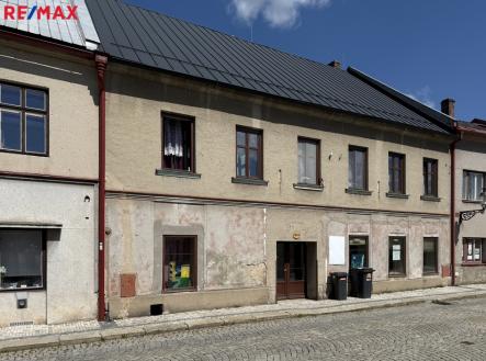 3.jpeg | Prodej - nájemní dům, 400 m²