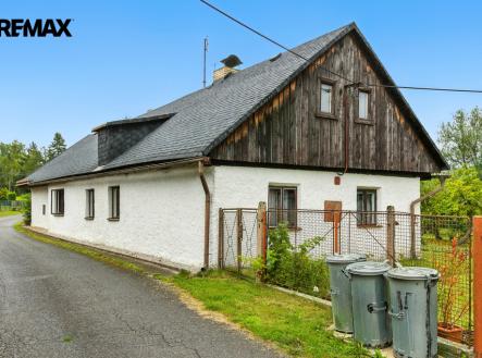 Pohled od silnice | Prodej - chata/rekreační objekt, 108 m²