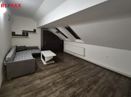 20251210-182935.jpg | Pronájem bytu, 1+1, 31 m²