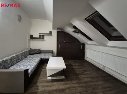 20251210-182940.jpg | Pronájem bytu, 1+1, 31 m²