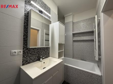 img-8365-1.jpg | Pronájem bytu, 2+1, 70 m²