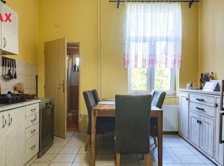 dji-20250903155638-0172-d-hdr.jpg | Prodej - dům/vila, 338 m²