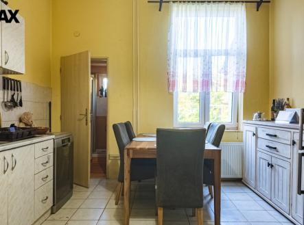 dji-20250903155638-0172-d-hdr.jpg | Prodej - dům/vila, 338 m²