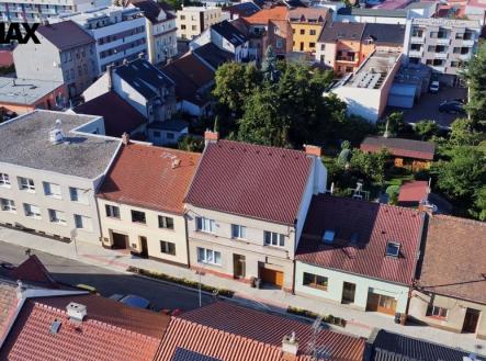 timeline-1-01-00-31-14.jpg | Prodej - dům/vila, 338 m²