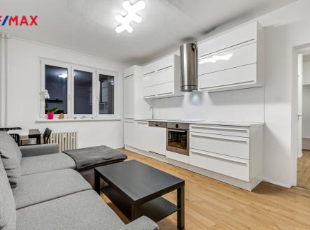 Obývací pokoj s kuchyňskou linkou | Prodej bytu, 3+kk, 54 m²