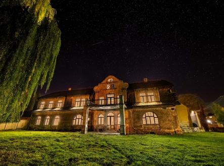 p1034908-hdr-1.jpg | Prodej - historický objekt, 2 411 m²