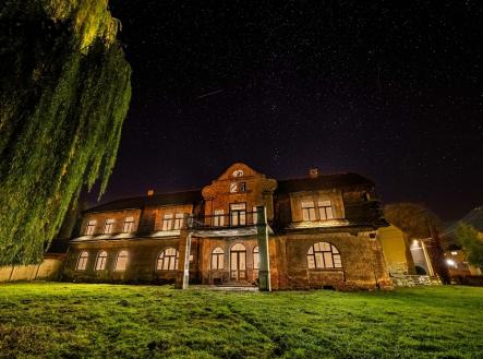 p1034908-hdr-1.jpg | Prodej - historický objekt, 2 411 m²