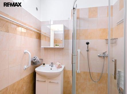 kouplena-wc-1.jpg | Pronájem bytu, 2+1, 55 m²