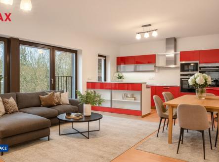 prodej-bytu-3-kk-havlickuv-brod-garazove-stani-stromovka-kraj-vysocina-reality-vencovsky-2.jpg | Prodej bytu, 3+kk, 83 m²