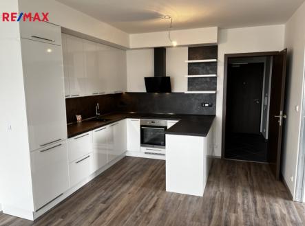 367ddb83-866b-4ac9-b910-dbcf34a8db39-1-105-c.jpeg | Pronájem bytu, 2+kk, 60 m²