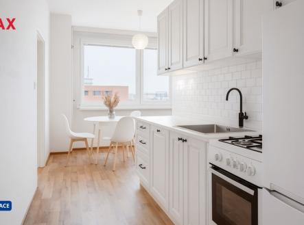 rezervace-42.jpg | Prodej bytu, 4+1, 79 m²