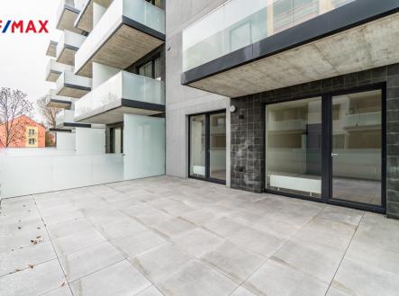 terasa | Prodej bytu, 2+kk, 77 m²