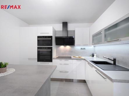 kuchyn-7.jpg | Prodej - dům/vila, 108 m²