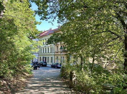 img-7835-park.jpeg | Prodej bytu, 3+kk, 81 m²