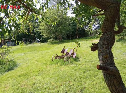 7e15e31b-56e9-4e8d-b895-b4c6fb5ba702.jpg | Prodej - pozemek pro bydlení, 1 815 m²