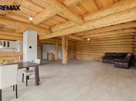 realitni-fotografie-jirin-roman-lausman-27.jpg | Prodej - dům/vila, 440 m²