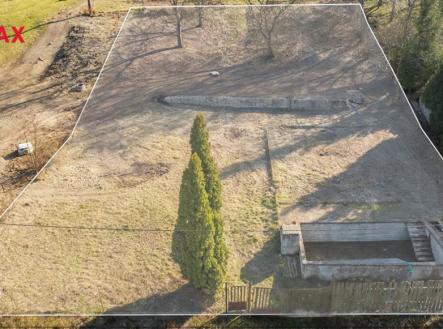 Slunný pozemek | Prodej - pozemek pro bydlení, 1 670 m²