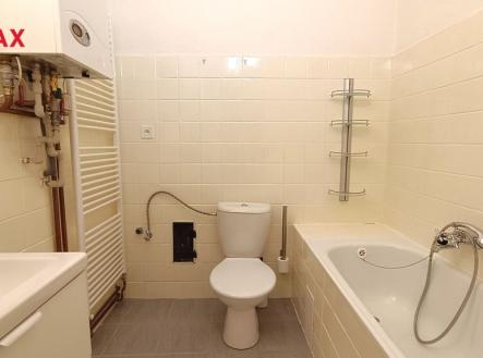 04-1.jpg | Pronájem bytu, 1+1, 32 m²