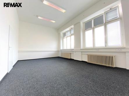 img-7151-upr.jpg | Pronájem - kanceláře, 50 m²