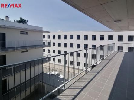 Pronájem bytu, 2+kk, 50 m² obrázek