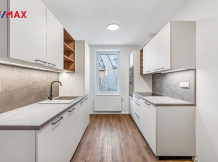 Pronájem bytu, 1+1, 41 m² obrázek