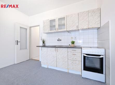 1-kuchyn-8.jpg | Prodej bytu, 1+kk, 29 m²