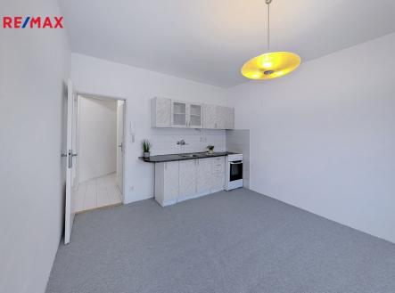 1-kuchyn-3.jpg | Prodej bytu, 1+kk, 29 m²