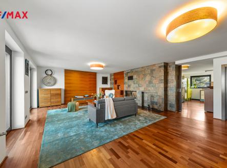 realitni-fotografie-praha-klanovice-daniel-cerv-57-1.jpg | Prodej - dům/vila, 330 m²