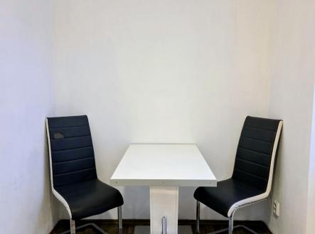 00155d4f-4ee4-47c3-8d71-a1d11550d907-1.jpg | Pronájem bytu, 2+kk, 32 m²