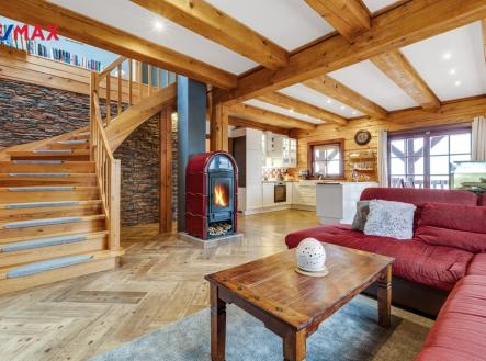 svata-233-28-fire.jpg | Prodej - dům/vila, 146 m²