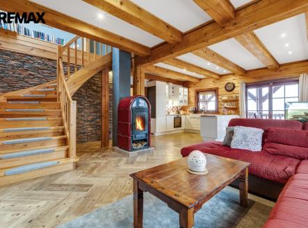 svata-233-28-fire.jpg | Prodej - dům/vila, 146 m²