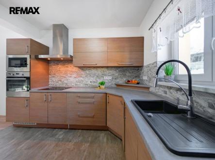 kuchyn-4.jpg | Prodej - dům/vila, 108 m²