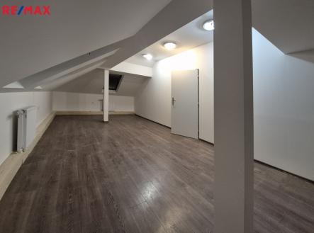 05.jpg | Pronájem bytu, 2+1, 76 m²