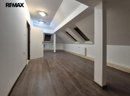 03.jpg | Pronájem bytu, 2+1, 76 m²