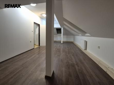 04.jpg | Pronájem bytu, 2+1, 76 m²