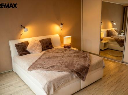 hf-20260131-204458-5c02810d-244f-47b6-a083-fd938d32c3b2.png | Pronájem bytu, 2+1, 83 m²