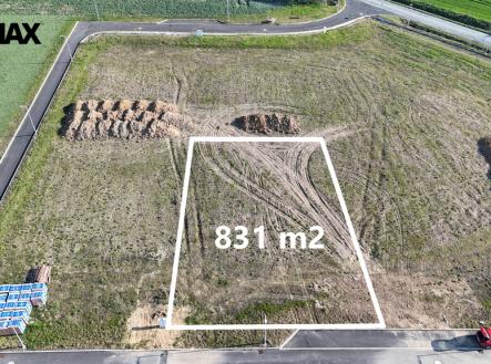 Prodej - pozemek pro bydlení, 831 m² obrázek