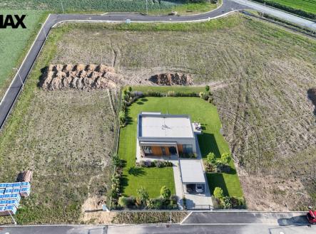 03-1.jpg | Prodej - pozemek pro bydlení, 831 m²