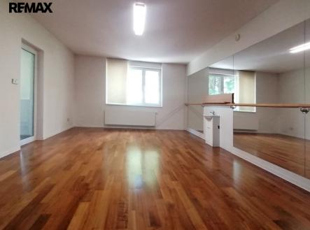 06.jpg | Pronájem - kanceláře, 32 m²