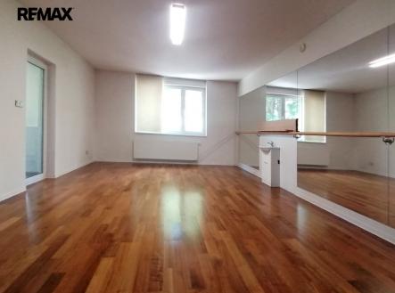 06.jpg | Pronájem - kanceláře, 32 m²