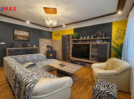 Obývací pokoj v patře domu | Prodej - dům/vila, 140 m²