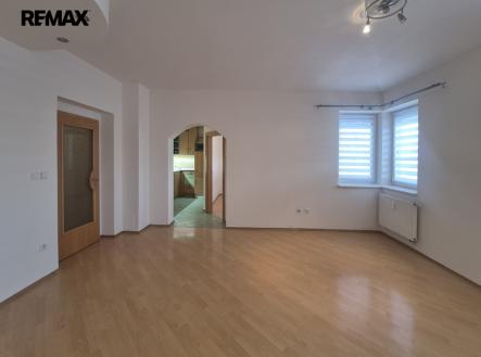 02.jpg | Prodej bytu, 2+kk, 74 m²