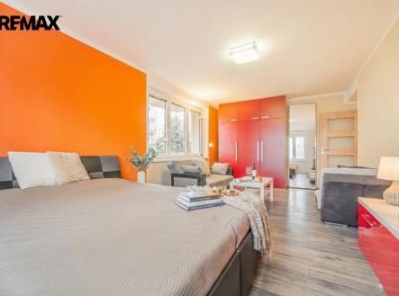 hf-20260221-173853-dc5ed756-0f9c-4d98-93cf-cde5b526cf0d.png | Prodej bytu, 1+1, 45 m²