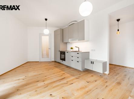 Hlavní obytná část | Pronájem bytu, 1+kk, 37 m²