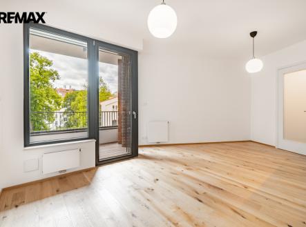 Hlavní obývací část | Pronájem bytu, 1+kk, 37 m²