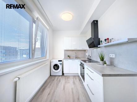 kuchyn-2.jpg | Prodej bytu, 2+kk, 62 m²