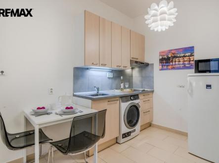 1.jpg | Pronájem bytu, 1+kk, 35 m²