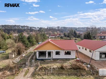 Skutečný stav | Prodej - pozemek pro bydlení, 914 m²