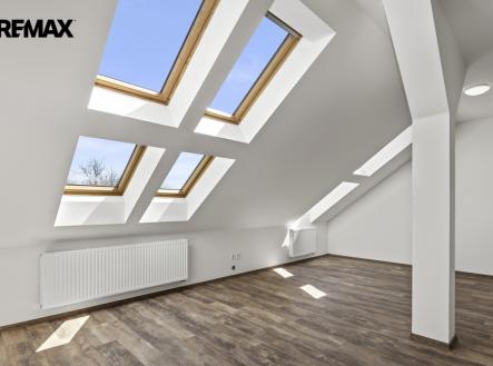 jy3a5975.jpg | Prodej bytu, 1+kk, 43 m²