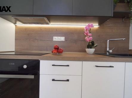 linka.jpg | Prodej bytu, 1+kk, 43 m²